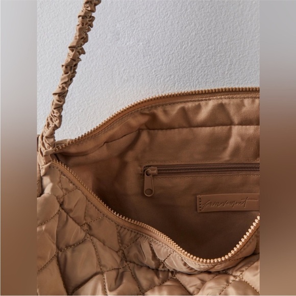 Free people Run About Sling Bag - Picture 4 of 9